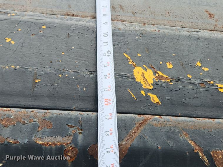 image for item LX9581 1999 Mack DM690S  dump truck