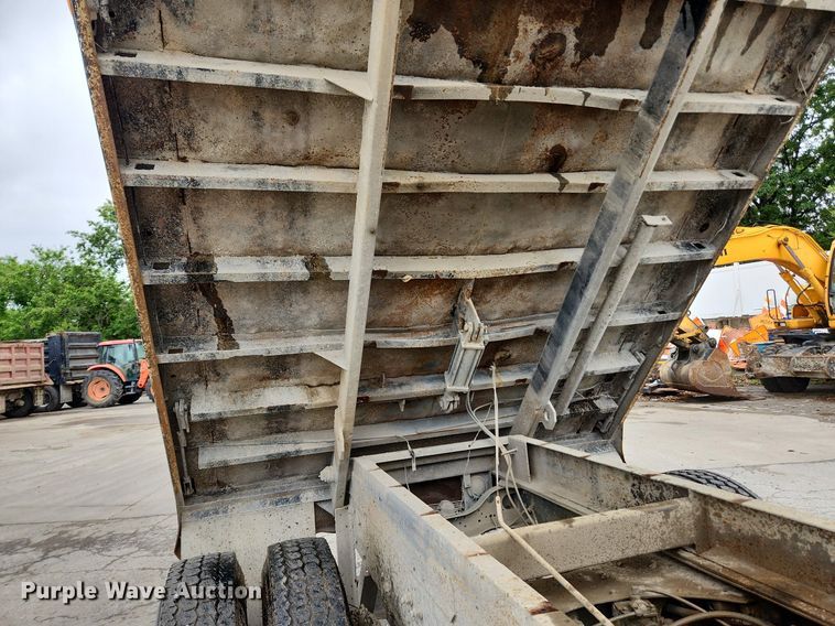 image for item LX9581 1999 Mack DM690S  dump truck