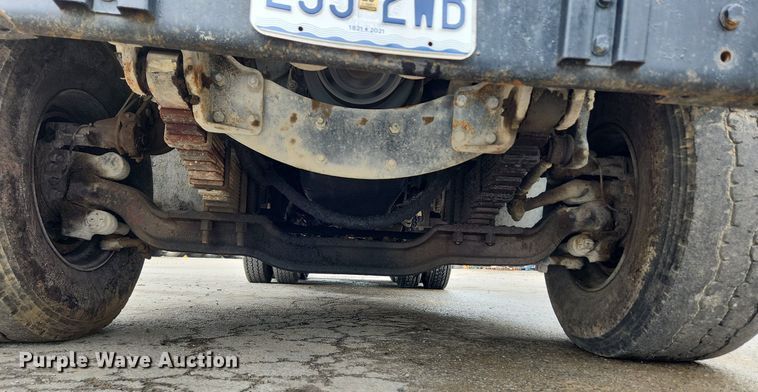 image for item LX9581 1999 Mack DM690S  dump truck