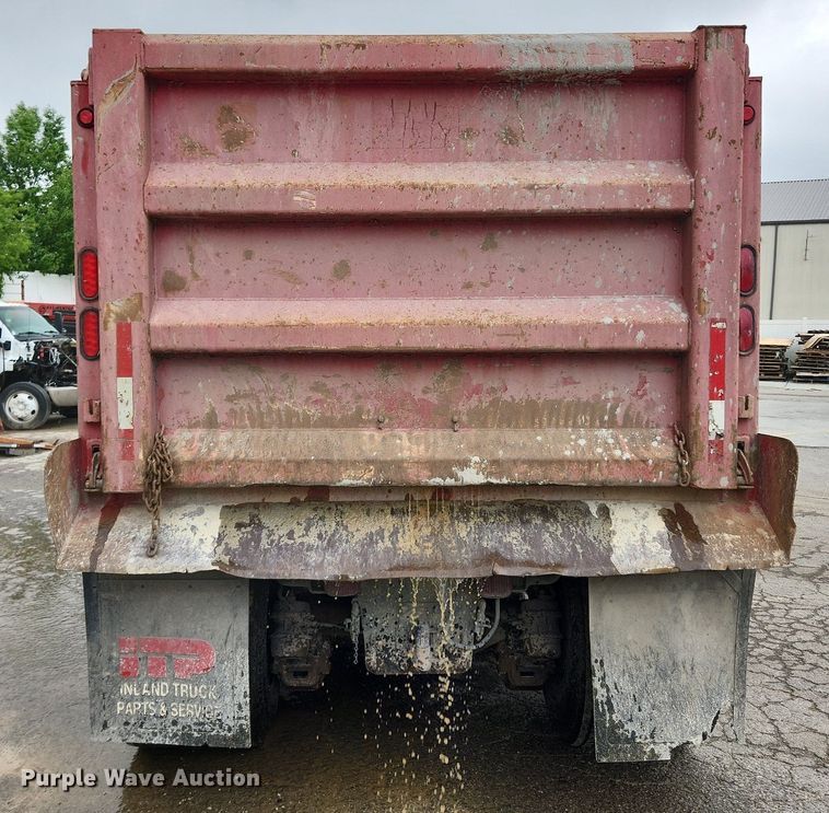 image for item LX9584 1991 Mack RD690S  dump truck