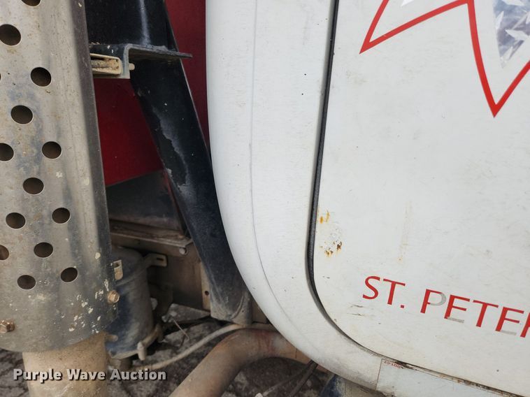 image for item LX9584 1991 Mack RD690S  dump truck