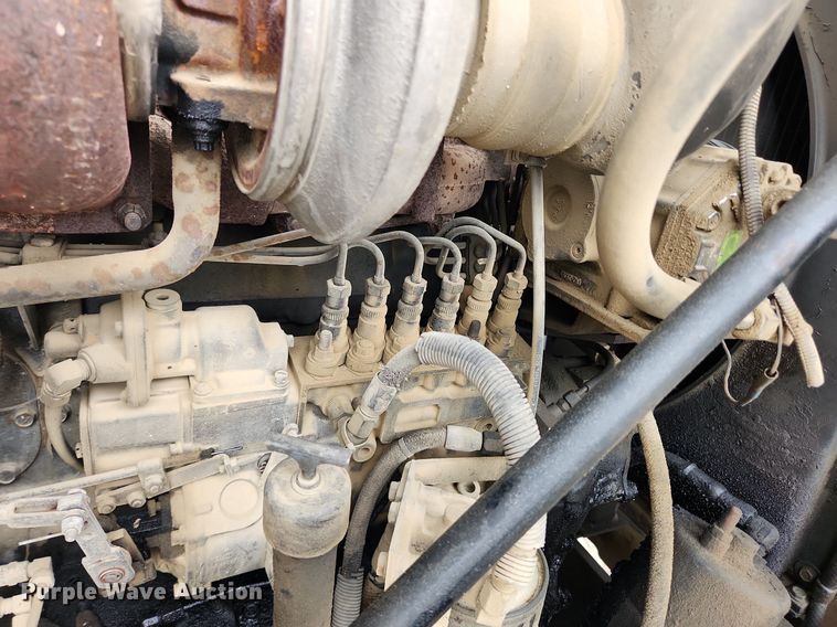 image for item LX9584 1991 Mack RD690S  dump truck