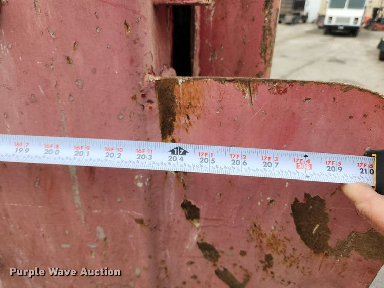 image for item LX9584 1991 Mack RD690S  dump truck