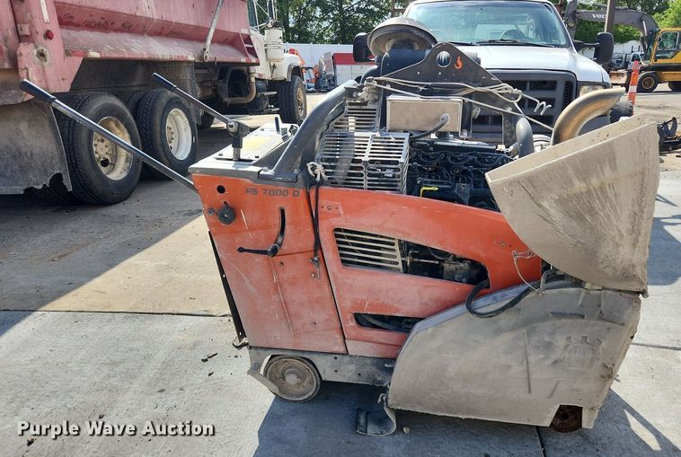 image for item LX9587 Husqvarna FS7000D  concrete saw