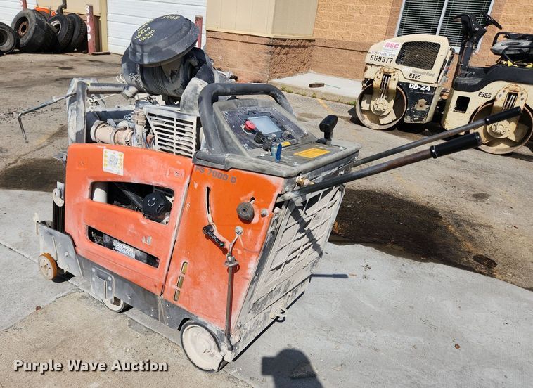 image for item LX9587 Husqvarna FS7000D  concrete saw