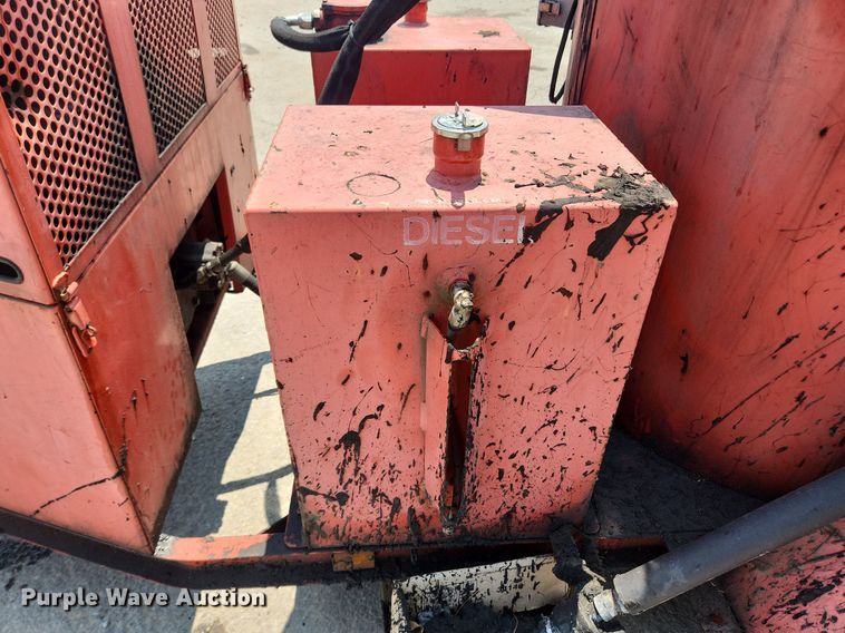 image for item LX9590 2002 Crafco SS125  pothole patcher