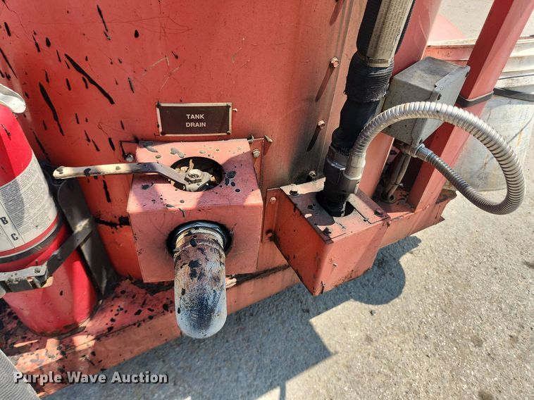 image for item LX9590 2002 Crafco SS125  pothole patcher