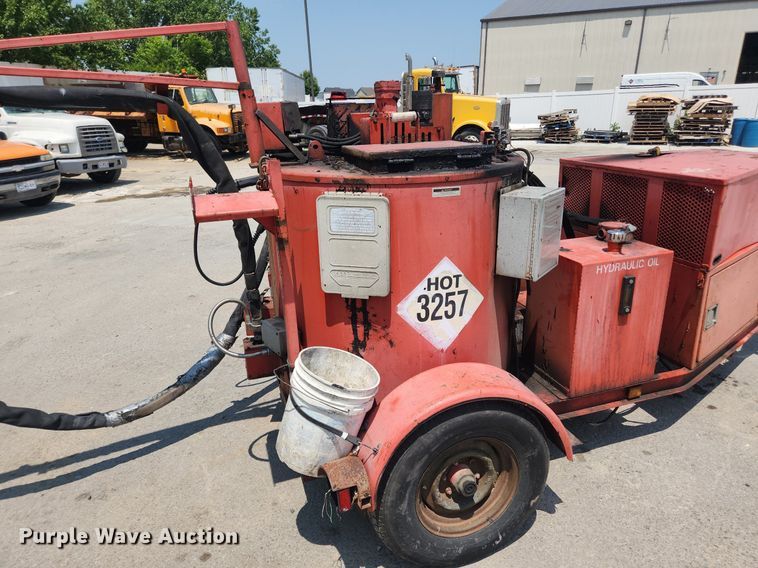 image for item LX9590 2002 Crafco SS125  pothole patcher