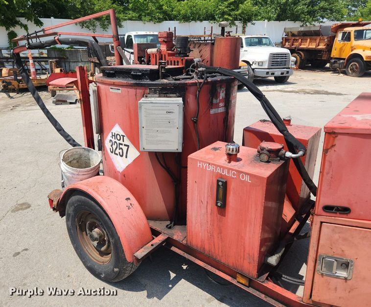 image for item LX9590 2002 Crafco SS125  pothole patcher