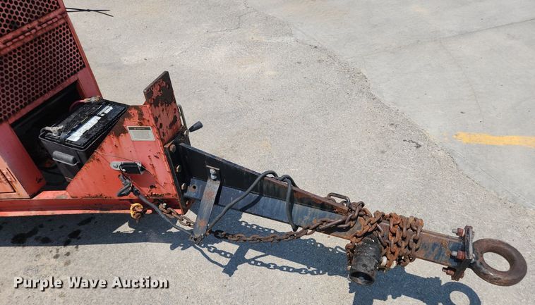 image for item LX9590 2002 Crafco SS125  pothole patcher