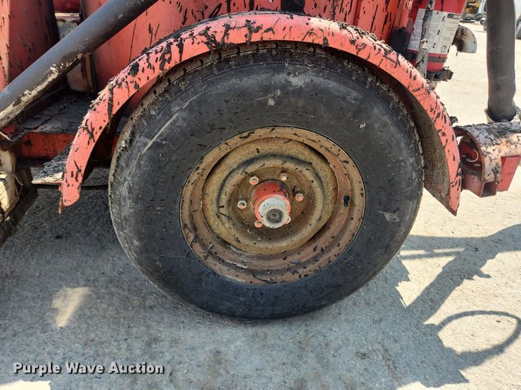 image for item LX9590 2002 Crafco SS125  pothole patcher