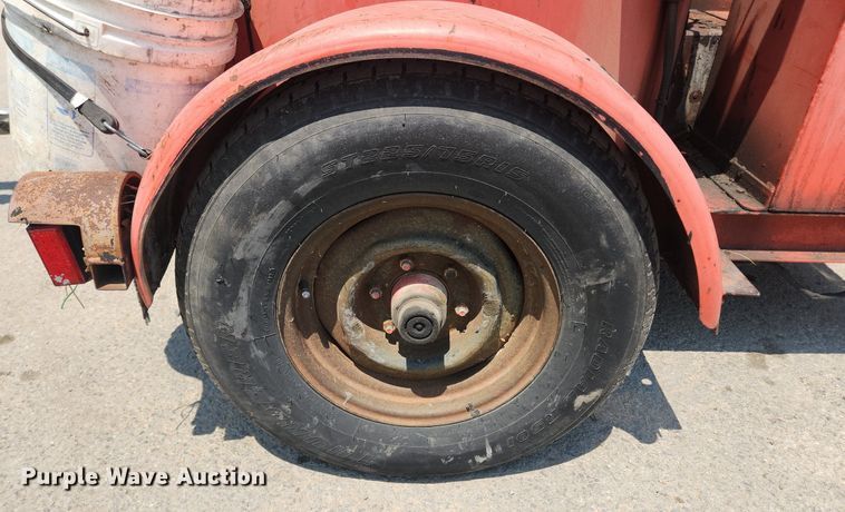 image for item LX9590 2002 Crafco SS125  pothole patcher