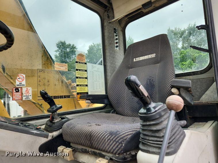 image for item LX9591 Liebherr A312  wheeled excavator