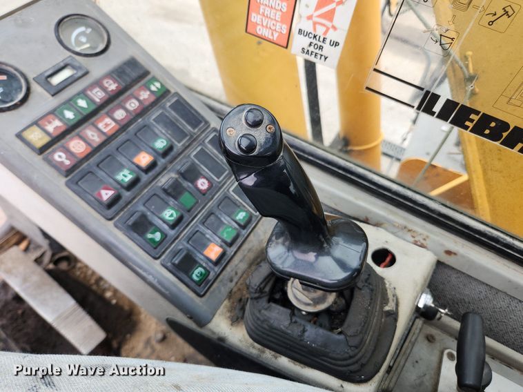 image for item LX9591 Liebherr A312  wheeled excavator