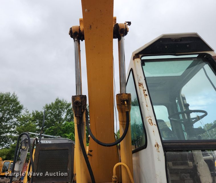 image for item LX9591 Liebherr A312  wheeled excavator