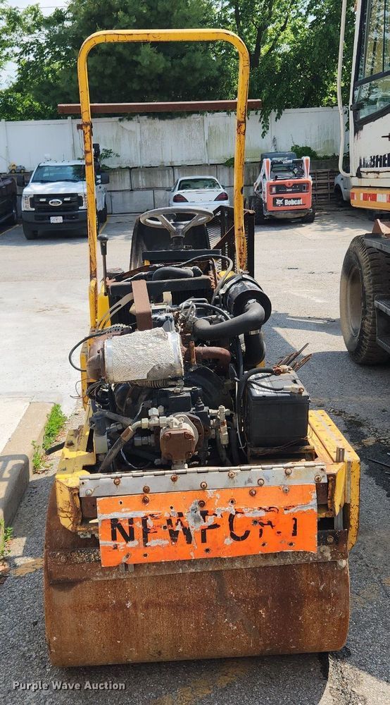 image for item LX9592 1999 Rammax CH4900  double drum vibratory roller