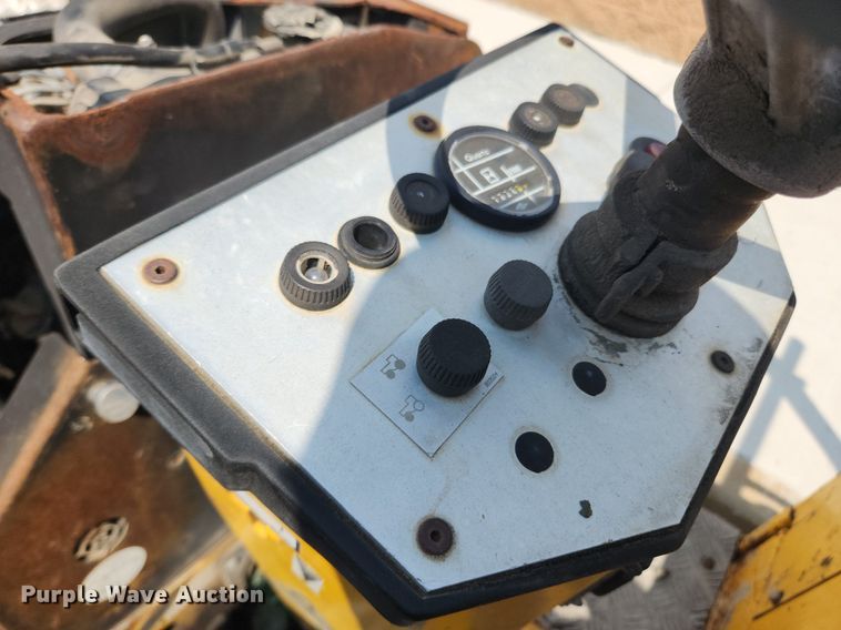 image for item LX9592 1999 Rammax CH4900  double drum vibratory roller