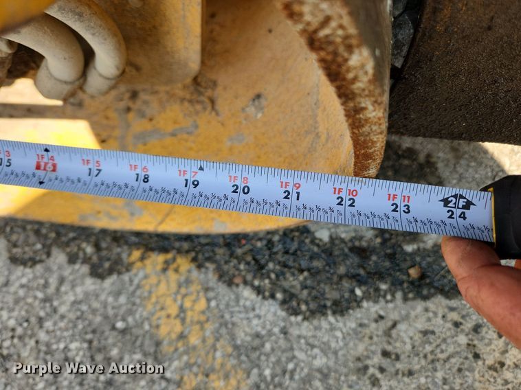 image for item LX9592 1999 Rammax CH4900  double drum vibratory roller