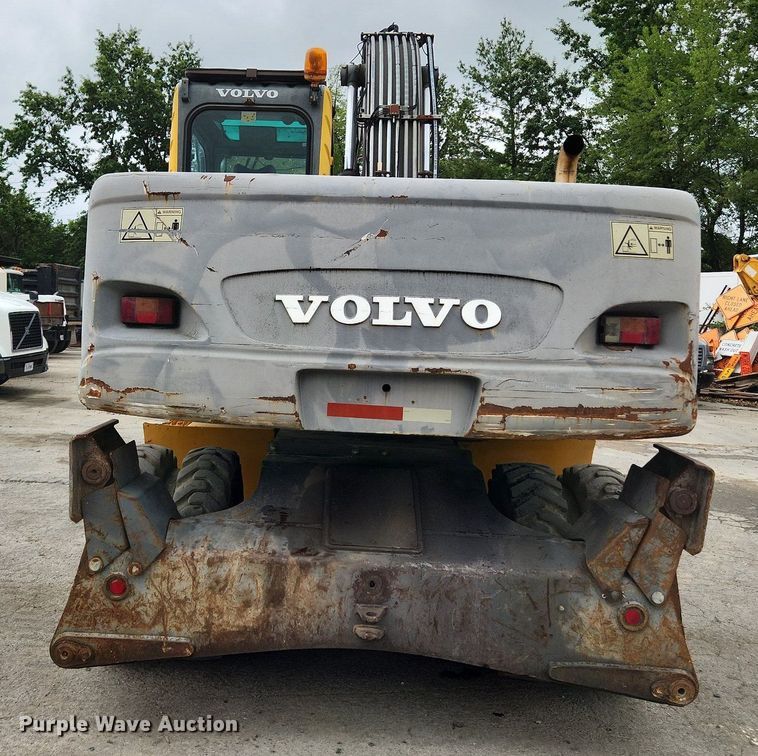 image for item LX9595 2004 Volvo EW180B  wheeled excavator