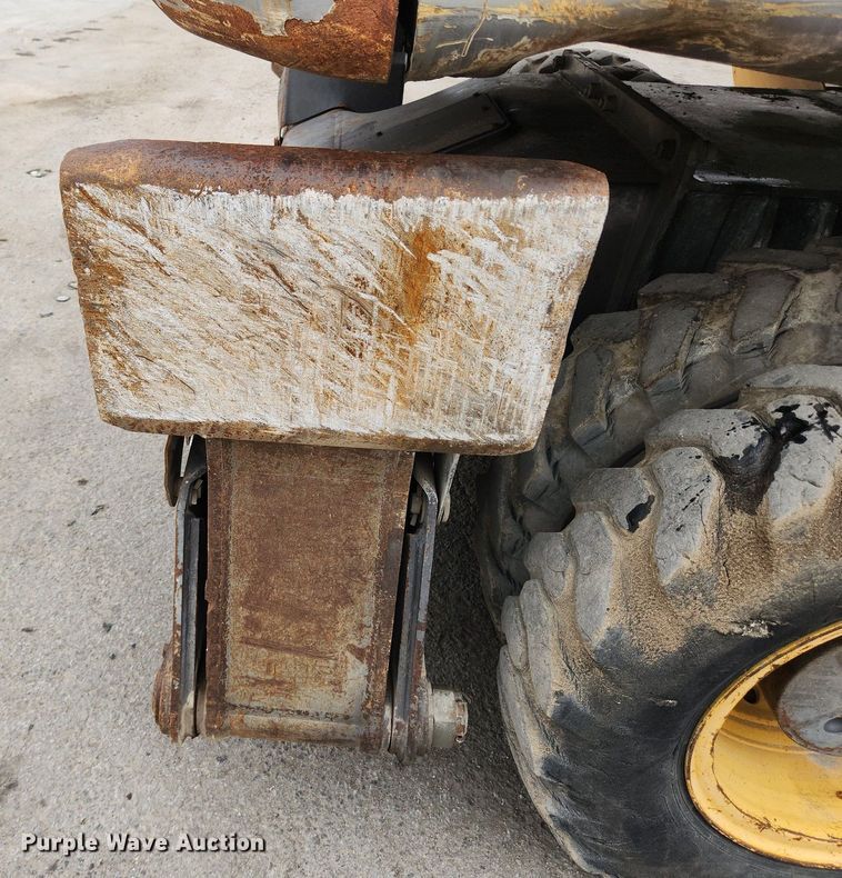 image for item LX9595 2004 Volvo EW180B  wheeled excavator