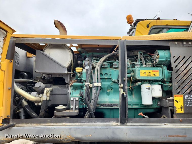 image for item LX9595 2004 Volvo EW180B  wheeled excavator