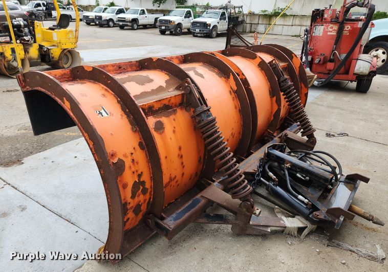 image for item LX9596 Henderson  10' W snow plow