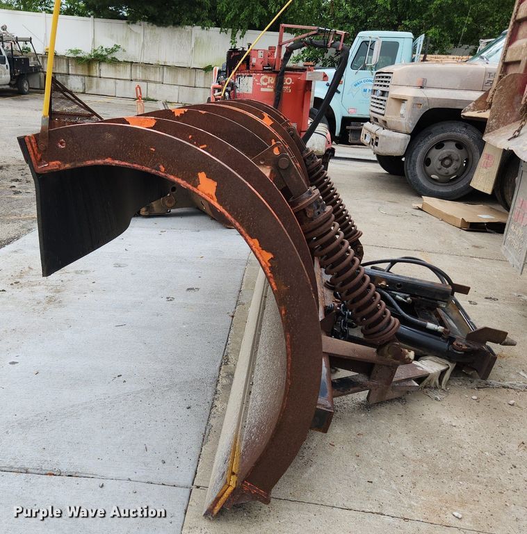 image for item LX9596 Henderson  10' W snow plow