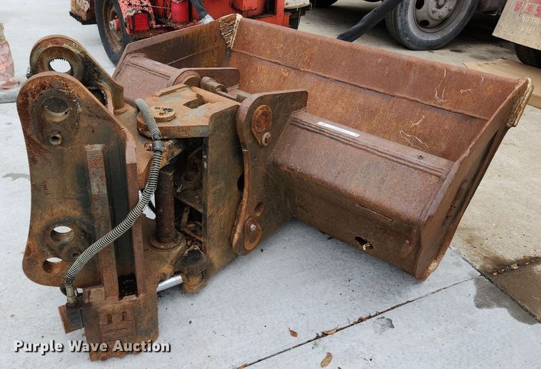 image for item LX9597 Werk-Brau  excavator bucket