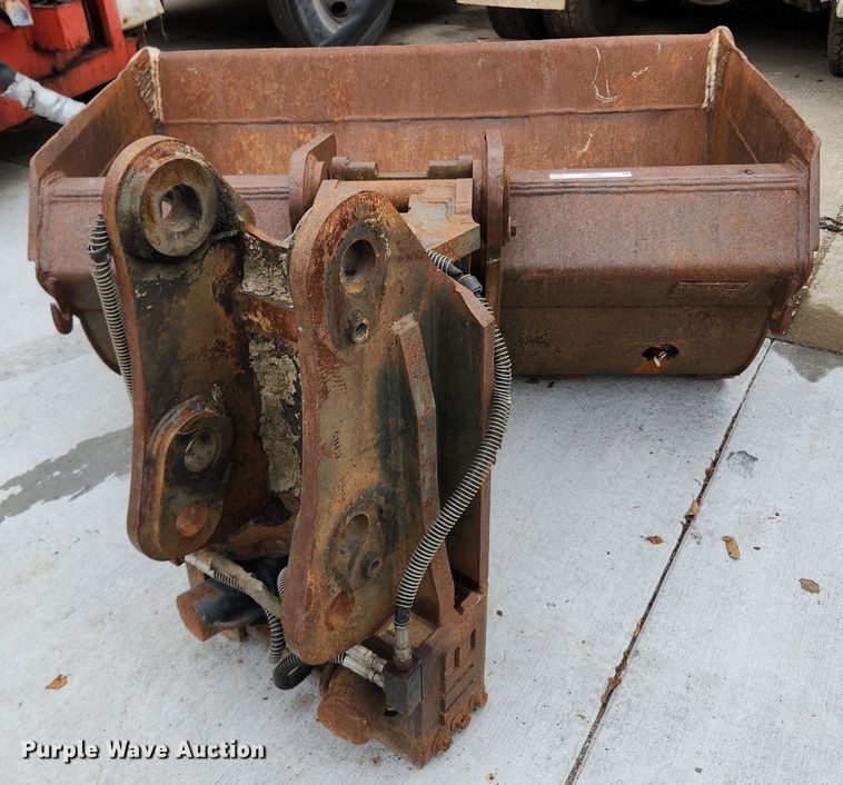 image for item LX9597 Werk-Brau  excavator bucket