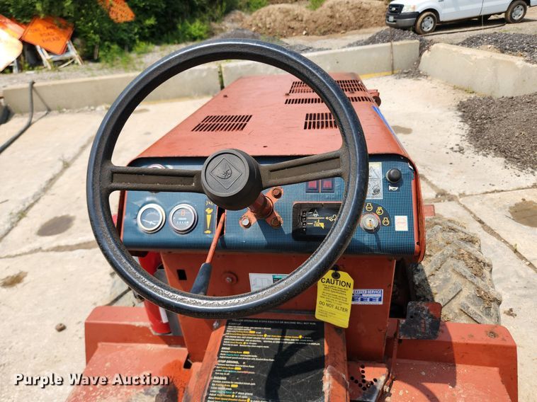 image for item LX9600 1999 Ditch Witch 3700  trencher
