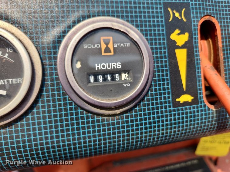 image for item LX9600 1999 Ditch Witch 3700  trencher