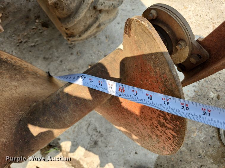 image for item LX9600 1999 Ditch Witch 3700  trencher