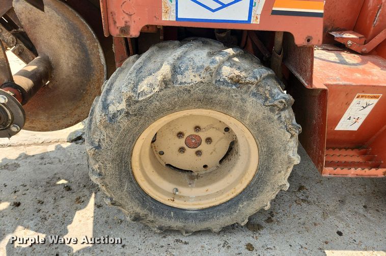 image for item LX9600 1999 Ditch Witch 3700  trencher