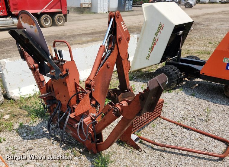 image for item LX9600 1999 Ditch Witch 3700  trencher