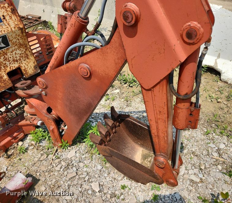 image for item LX9600 1999 Ditch Witch 3700  trencher