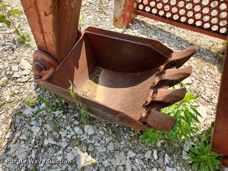 image for item LX9600 1999 Ditch Witch 3700  trencher