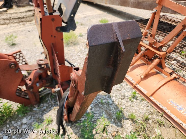 image for item LX9600 1999 Ditch Witch 3700  trencher
