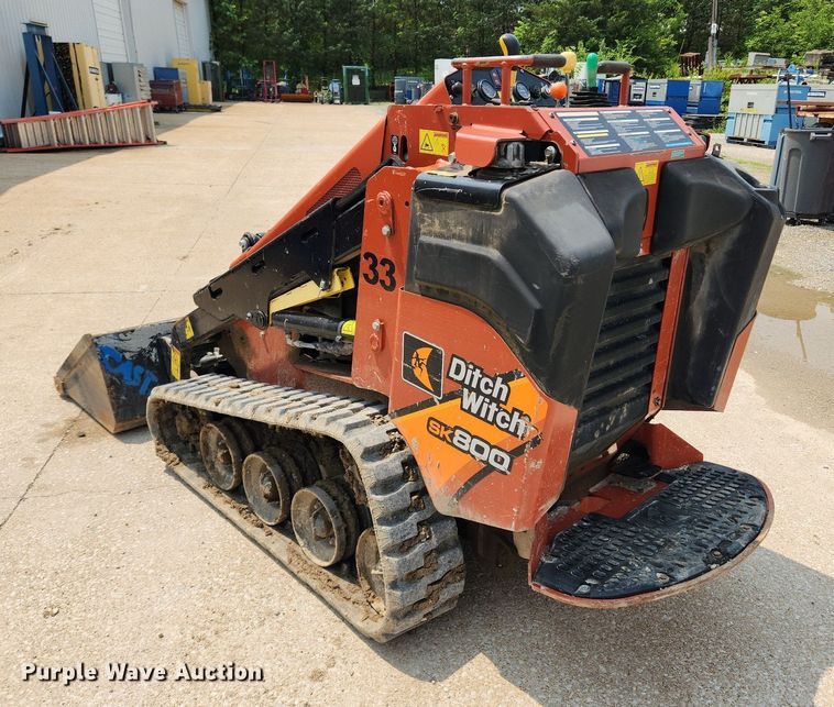 image for item LX9603 2019 Ditch Witch SK800  compact utility loader