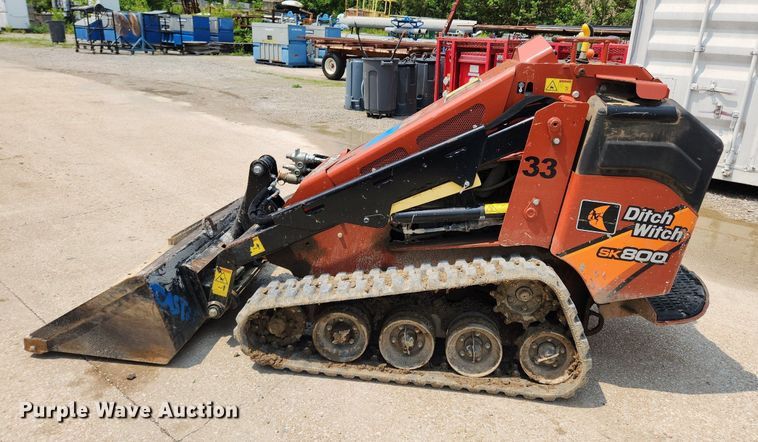 image for item LX9603 2019 Ditch Witch SK800  compact utility loader