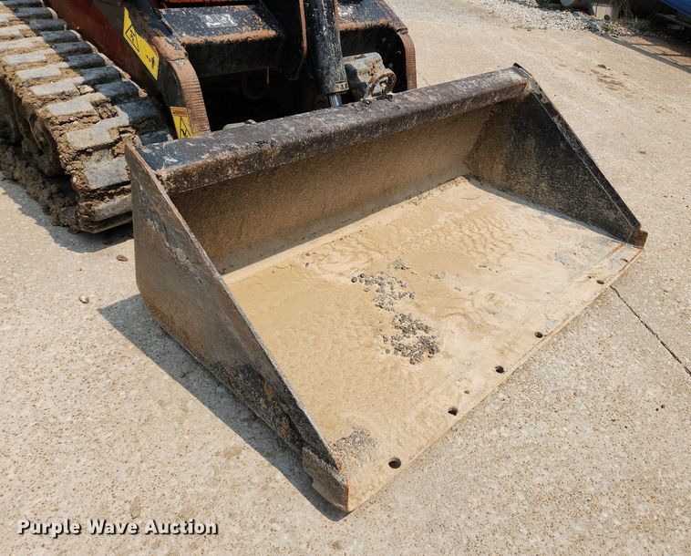 image for item LX9603 2019 Ditch Witch SK800  compact utility loader