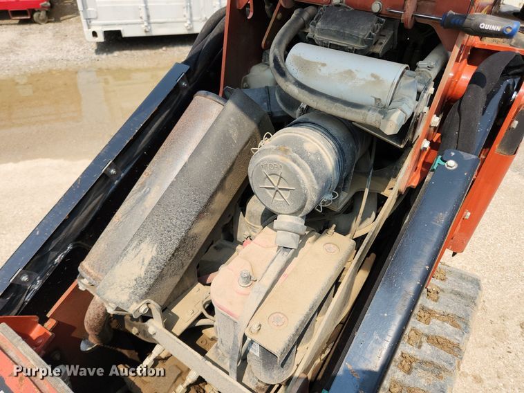 image for item LX9603 2019 Ditch Witch SK800  compact utility loader