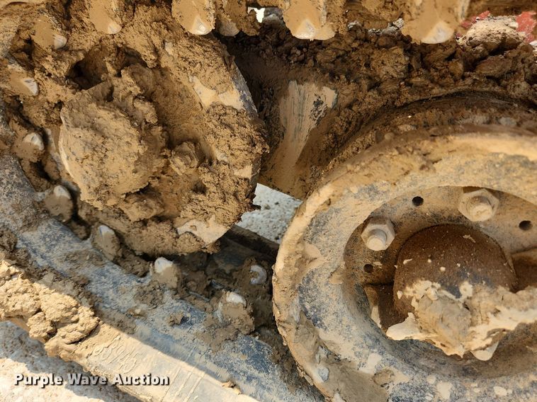 image for item LX9603 2019 Ditch Witch SK800  compact utility loader