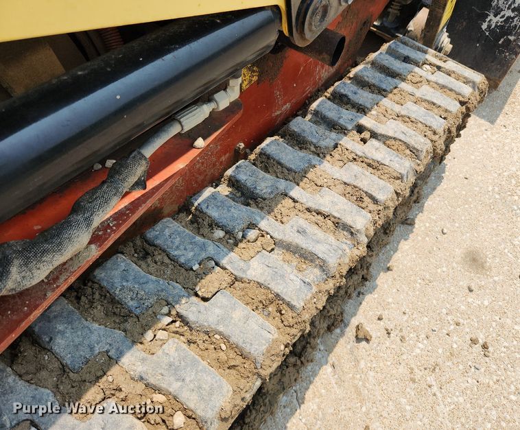 image for item LX9603 2019 Ditch Witch SK800  compact utility loader