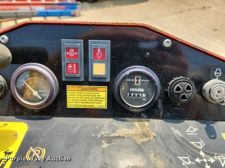 image for item LX9604 2019 Ditch Witch SK800  compact utility loader