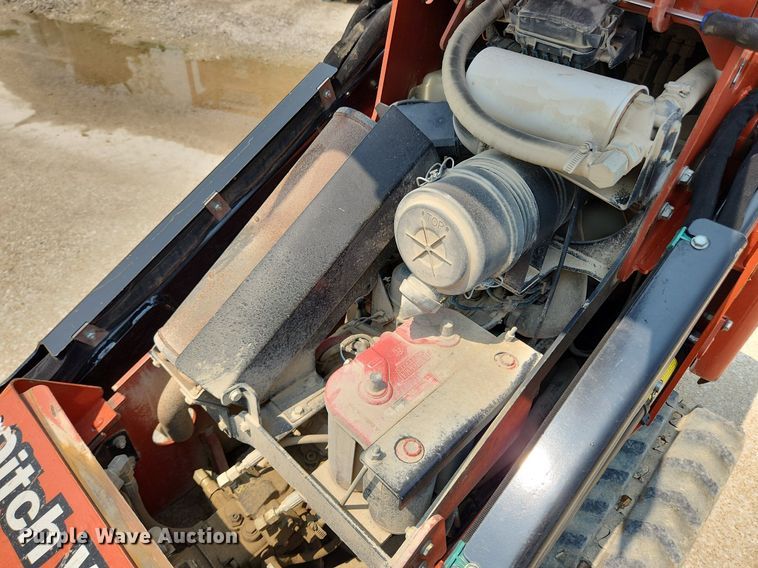 image for item LX9604 2019 Ditch Witch SK800  compact utility loader