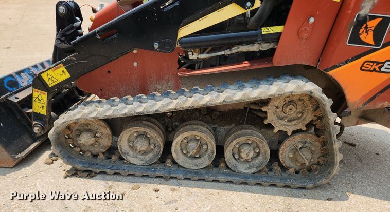 image for item LX9604 2019 Ditch Witch SK800  compact utility loader