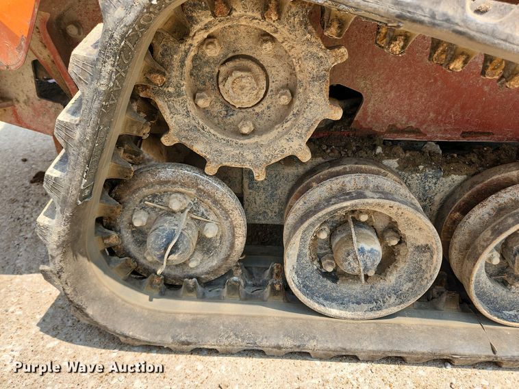 image for item LX9604 2019 Ditch Witch SK800  compact utility loader