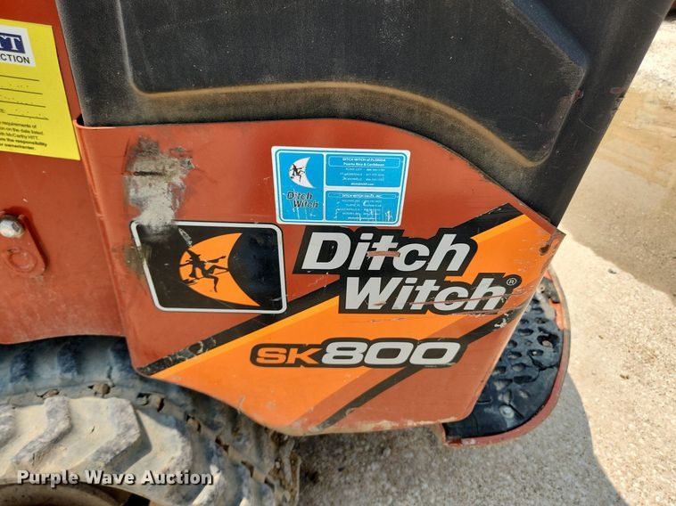 image for item LX9604 2019 Ditch Witch SK800  compact utility loader
