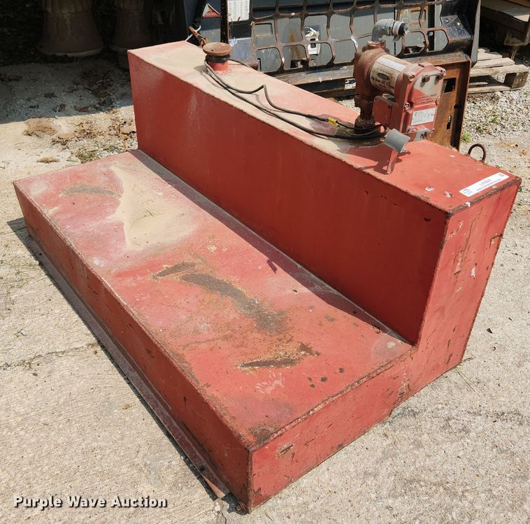 image for item LX9609 Auxiliary fuel tank