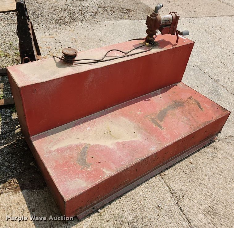 image for item LX9609 Auxiliary fuel tank